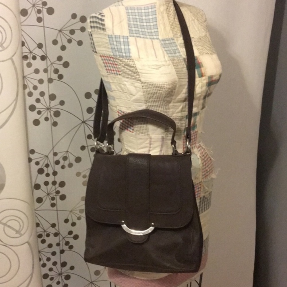 Jennifer Lopez Crossbody